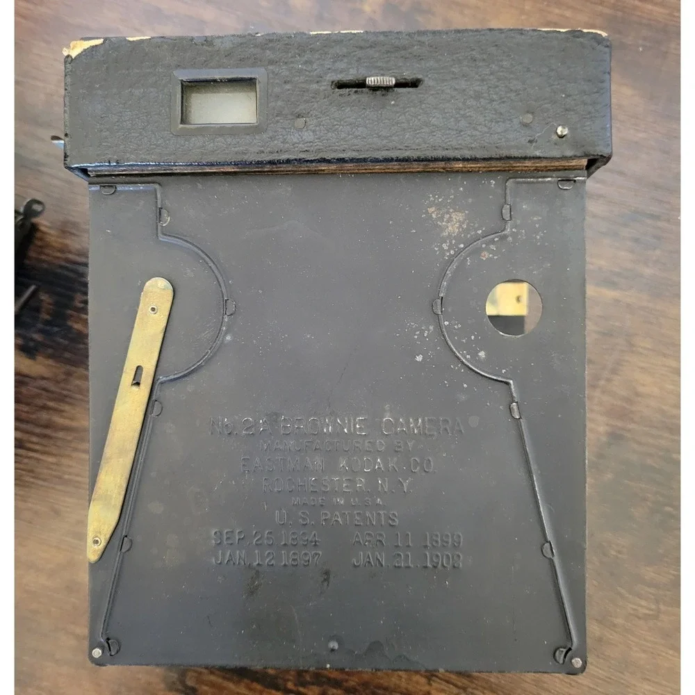 Vintage Eastman Kodak No. 2-A‎ Brownie Box Camera Made In USA Shutter Works